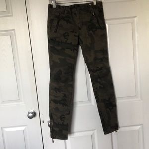 Camo jeans